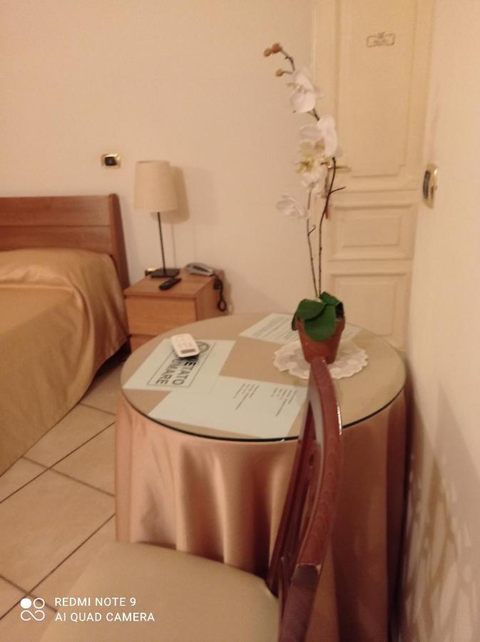 Bovio Suite Napoli Exterior foto