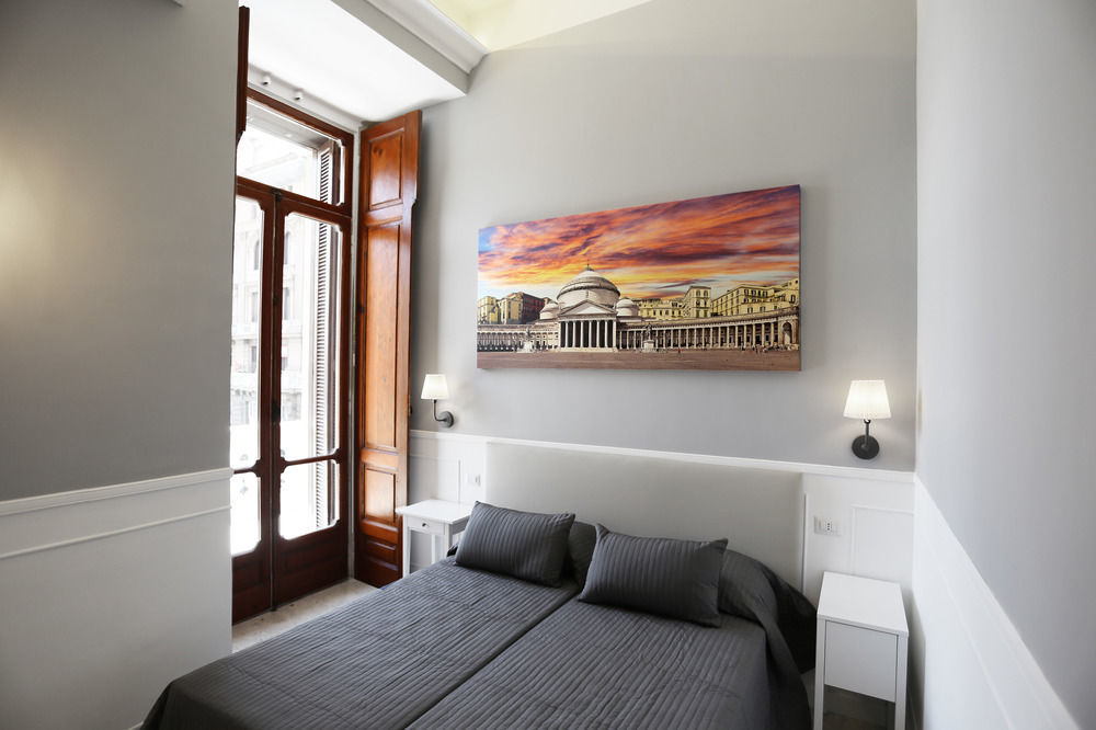Bovio Suite Napoli Exterior foto