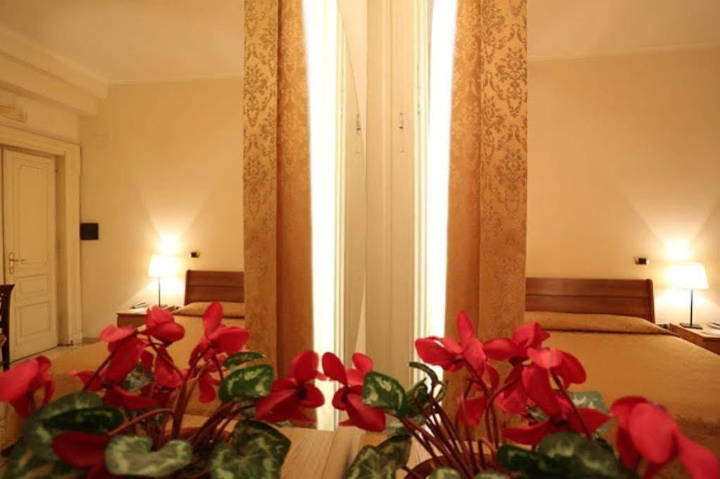 Bovio Suite Napoli Exterior foto